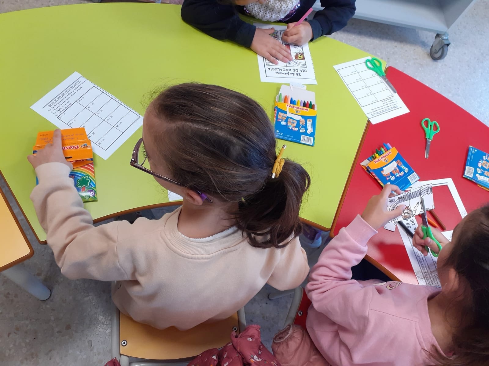 429587584_802411175249864_1842221881569326154_n