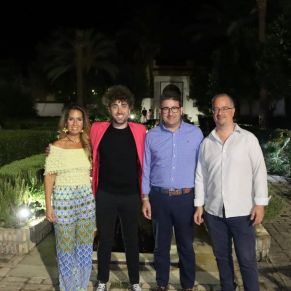 453180297_898422438982070_629451579106659971_n