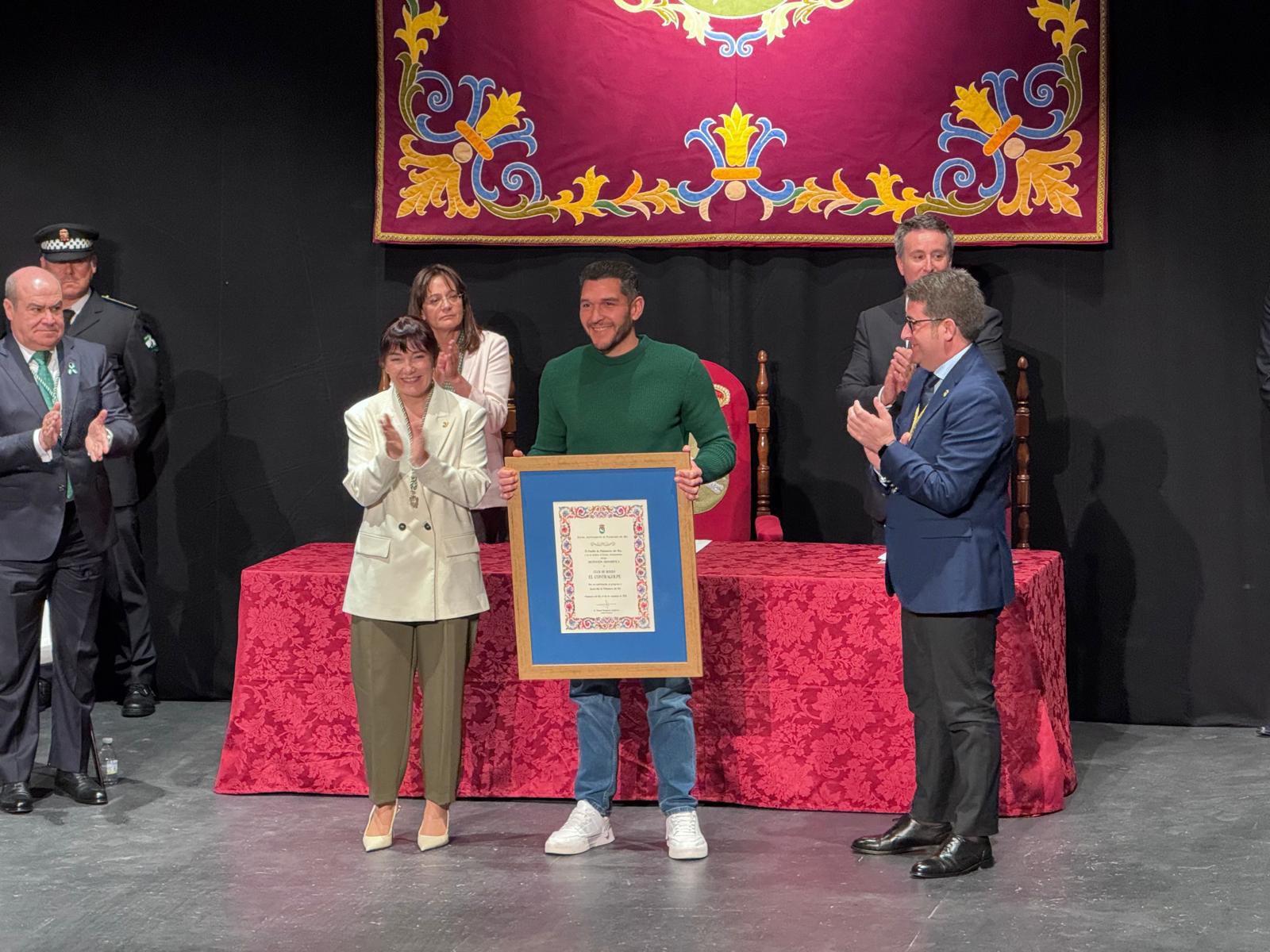 642857305_1371094215048221_5100383749761249437_n